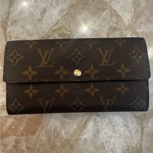 Louis Vuitton Vintage Sarah Wallet